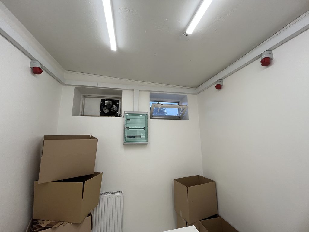Trasy kablowe w nowej instalacji elektrycznej zakładu